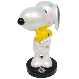 Pearlised Snoopy Statue - Limited Edition